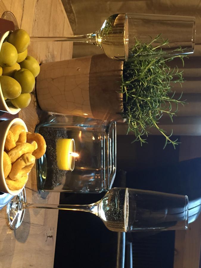 טירולו Hotel Kronsbuehel מראה חיצוני תמונה